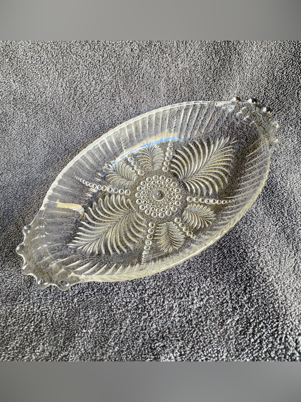 Vintage Anchor Hocking Feather and Pearl Oval Relish Dish